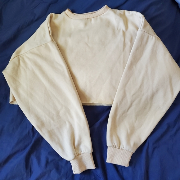 NWOT Cream sweatshirt - Picture 4 of 4